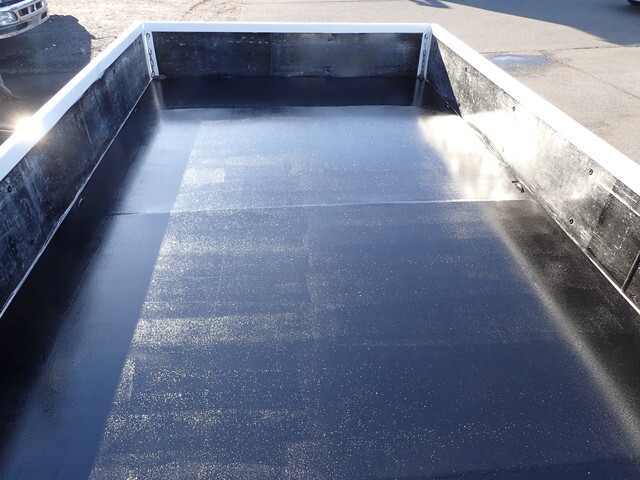 いすゞエルフ平ボディ小型（2t・3t）[写真15]