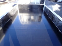 いすゞエルフ平ボディ小型（2t・3t）[写真17]