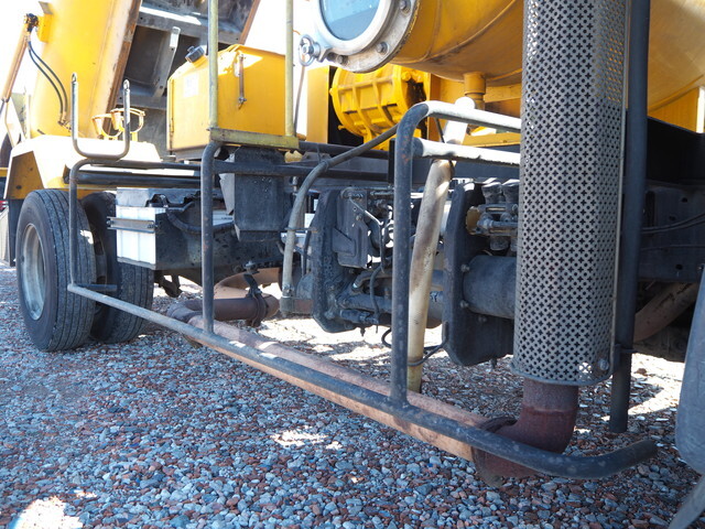 日野レンジャー汚泥吸引車中型（4t）[写真10]