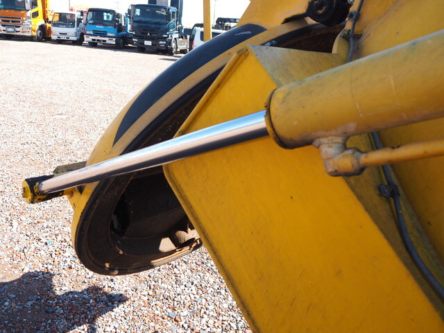 日野レンジャー汚泥吸引車中型（4t）[写真17]