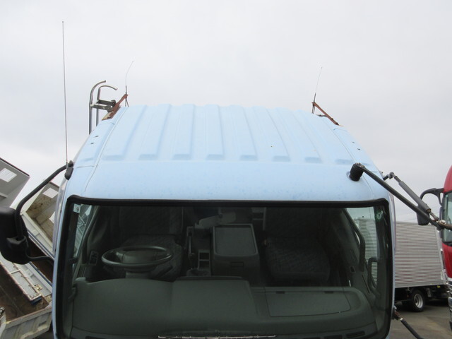 三菱ふそうファイターセルフクレーン5段中型（4t）[写真21]