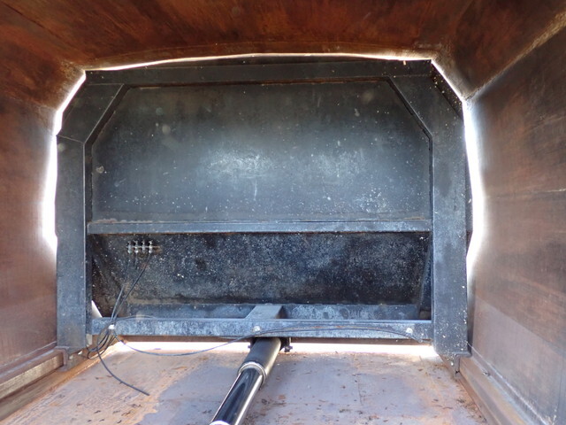 いすゞフォワードパッカー車（塵芥車）増トン（6t・8t）[写真17]