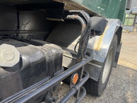 いすゞフォワードパッカー車（塵芥車）増トン（6t・8t）[写真26]