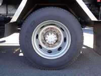 いすゞフォワードパッカー車（塵芥車）増トン（6t・8t）[写真31]