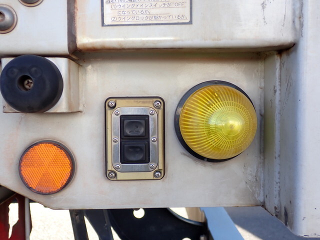 日野レンジャーアルミウイング中型（4t）[写真11]