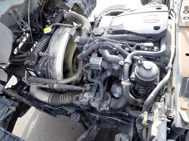 UDトラックスコンドルコンテナ専用車中型（4t）[写真37]