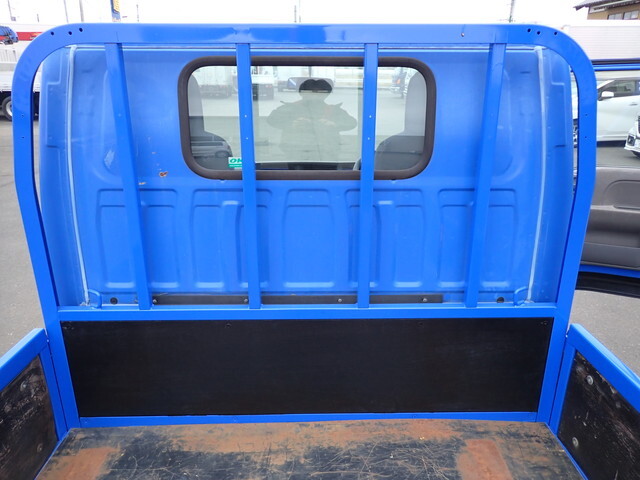 いすゞエルフ平ボディ小型（2t・3t）[写真10]