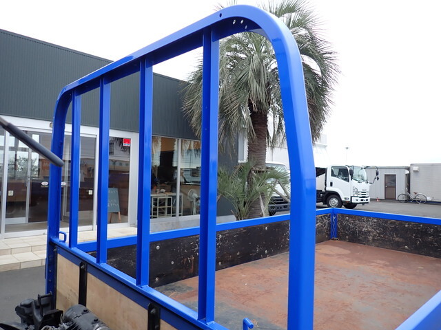 いすゞエルフ平ボディ小型（2t・3t）[写真16]