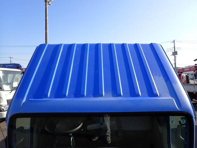 いすゞエルフ平ボディ小型（2t・3t）[写真21]