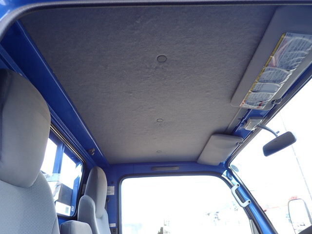 いすゞエルフ平ボディ小型（2t・3t）[写真25]