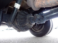 いすゞエルフ平ボディ小型（2t・3t）[写真27]