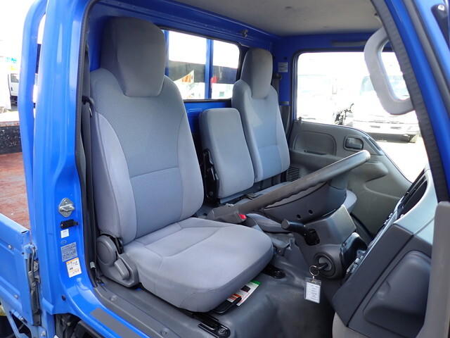 いすゞエルフ平ボディ小型（2t・3t）[写真27]