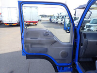 いすゞエルフ平ボディ小型（2t・3t）[写真30]