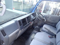 いすゞエルフ平ボディ小型（2t・3t）[写真32]