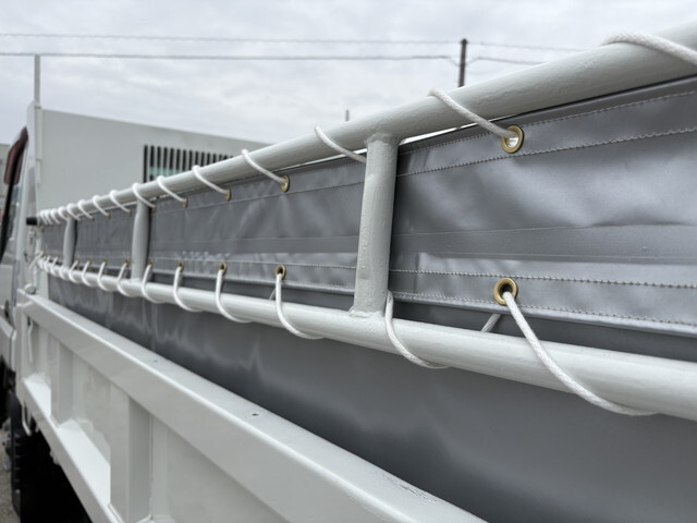 三菱ふそうキャンターダンプ小型（2t・3t）[写真15]