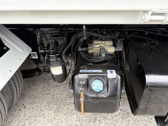 三菱ふそうキャンターダンプ小型（2t・3t）[写真21]