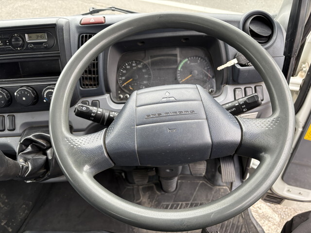 三菱ふそうキャンターダンプ小型（2t・3t）[写真31]