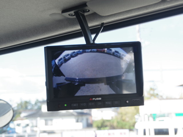 三菱ふそうスーパーグレートダンプ大型（10t）[写真23]