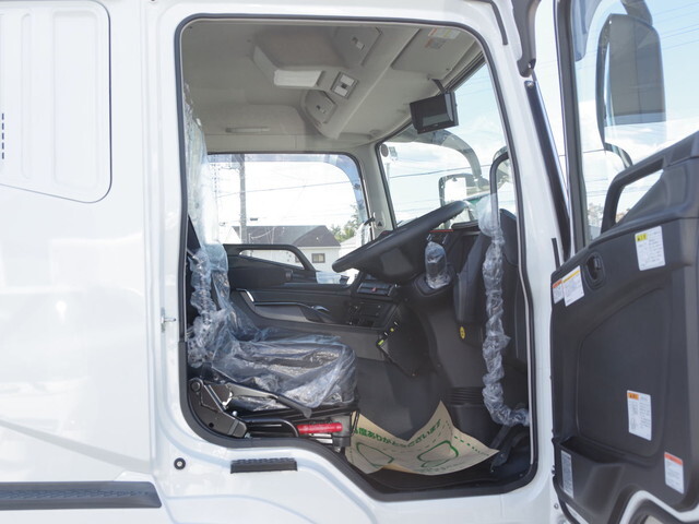 三菱ふそうスーパーグレートダンプ大型（10t）[写真24]