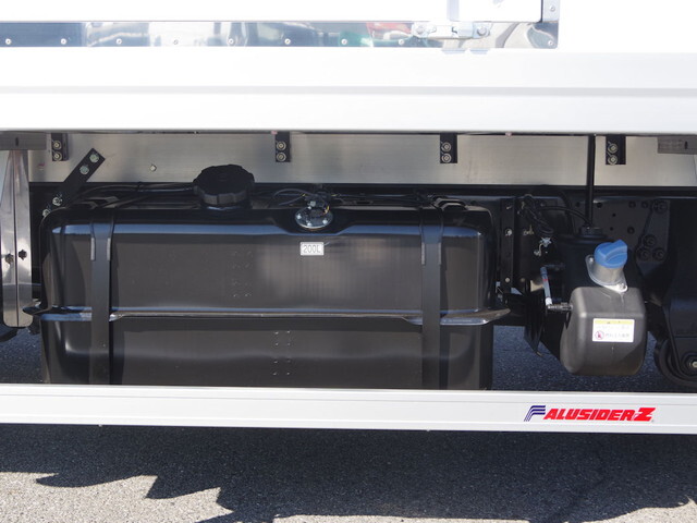 三菱ふそうファイター冷凍車（冷蔵車）中型（4t）[写真16]