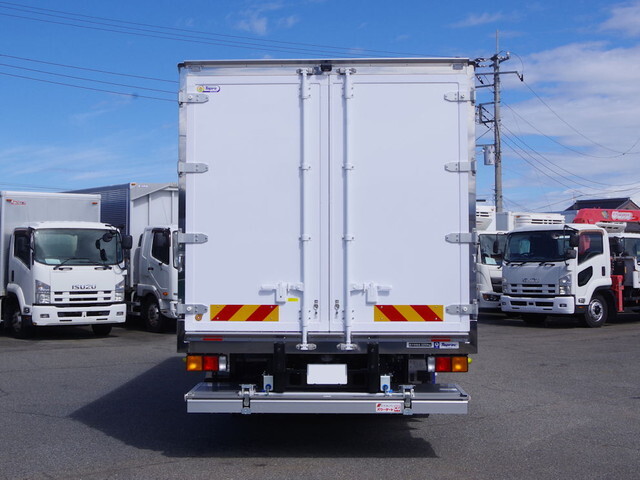 三菱ふそうファイター冷凍車（冷蔵車）中型（4t）[写真23]