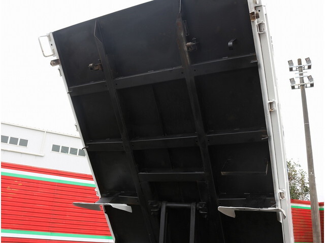 いすゞエルフダンプ小型（2t・3t）[写真18]