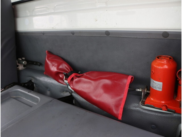 いすゞエルフダンプ小型（2t・3t）[写真31]