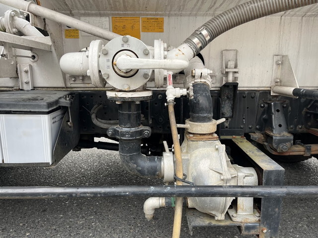 いすゞエルフ散水車小型（2t・3t）[写真12]