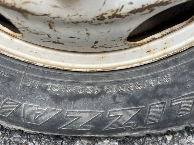 いすゞエルフ散水車小型（2t・3t）[写真15]