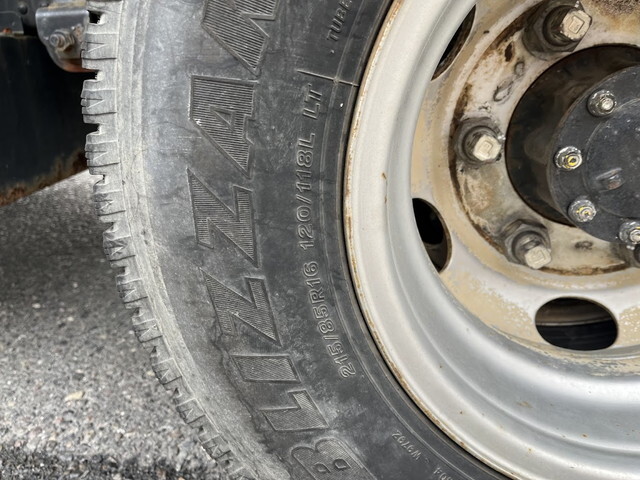 いすゞエルフ散水車小型（2t・3t）[写真16]