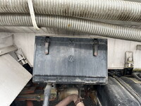 いすゞエルフ散水車小型（2t・3t）[写真18]