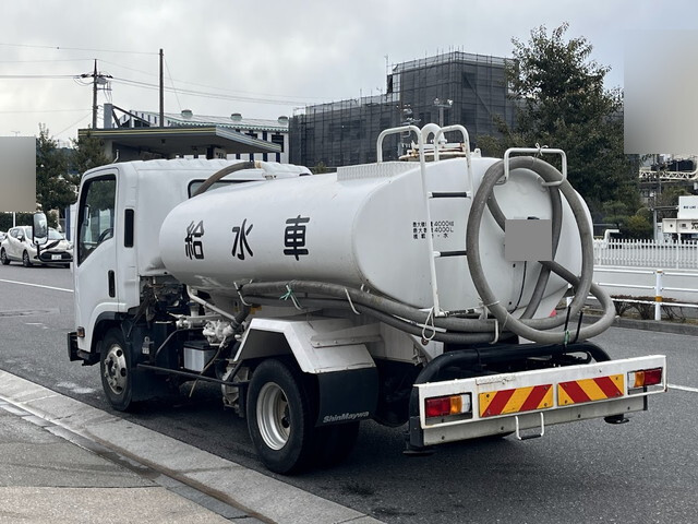 いすゞエルフ散水車小型（2t・3t）[写真02]