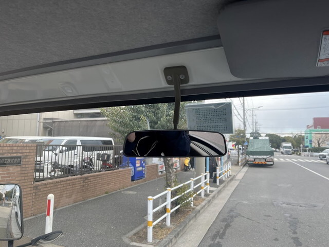 いすゞエルフ散水車小型（2t・3t）[写真21]