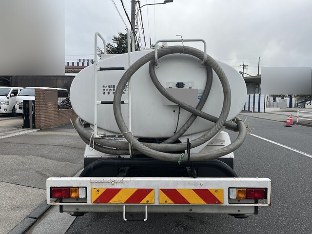 いすゞエルフ散水車小型（2t・3t）[写真08]