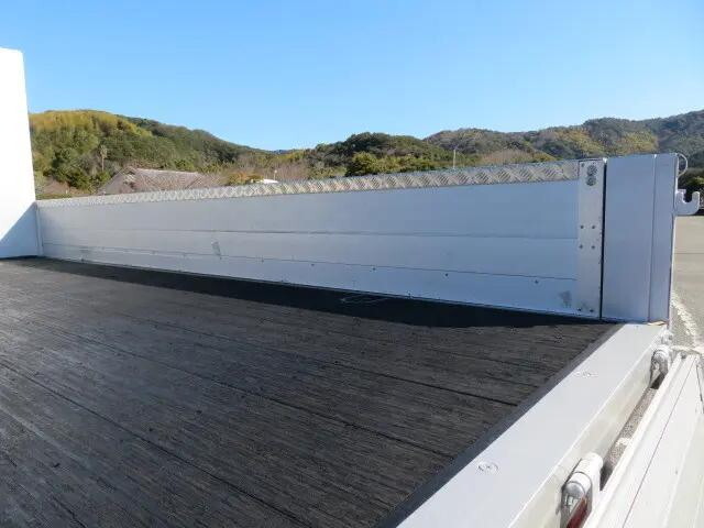 日産コンドルアルミブロック増トン（6t・8t）[写真24]