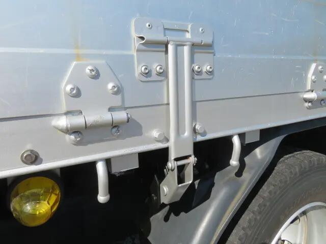 日産コンドルアルミブロック増トン（6t・8t）[写真28]