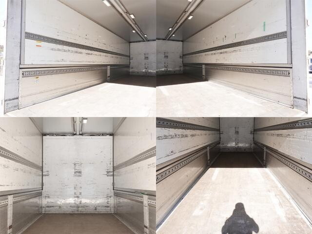 三菱ふそうスーパーグレートアルミウイング大型（10t）[写真13]