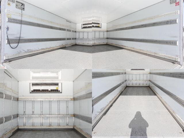 日野レンジャー冷凍車（冷蔵車）中型（4t）[写真17]