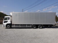 UDトラックスクオン冷凍車（冷蔵車）大型（10t）[写真11]