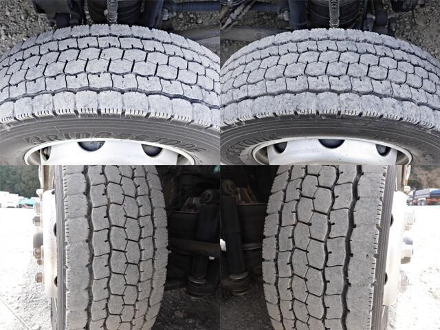 いすゞギガアルミウイング大型（10t）[写真14]