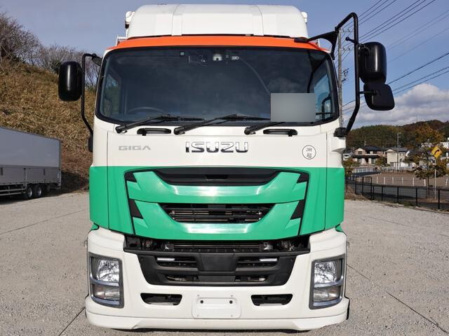 いすゞギガアルミウイング大型（10t）[写真03]