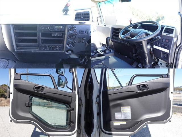 三菱ふそうファイターパネルバン中型（4t）[写真22]