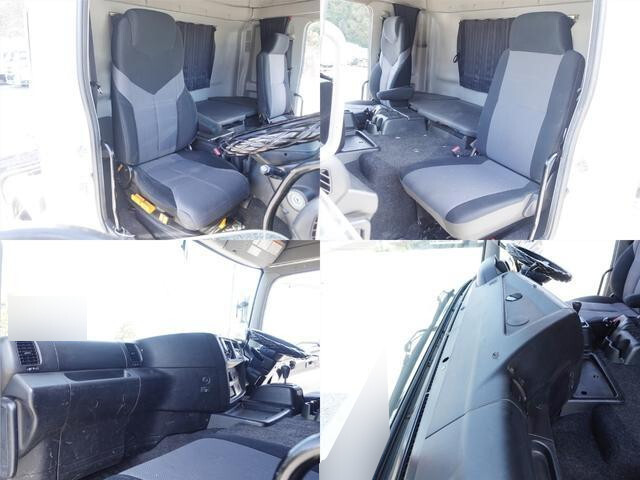 日野プロフィアトレーラーヘッド（トラクターヘッド）大型（10t）[写真19]