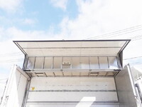 いすゞフォワードアルミウイング中型（4t）[写真13]