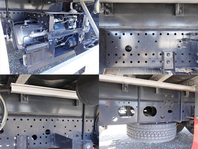 いすゞフォワードアルミウイング中型（4t）[写真19]