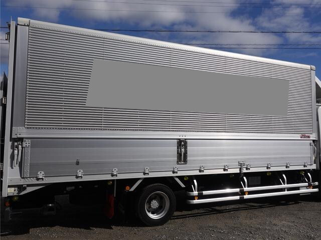 いすゞフォワードアルミウイング中型（4t）[写真08]