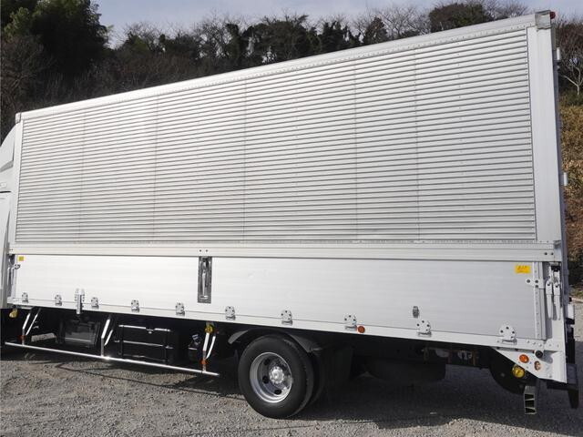 三菱ふそうファイターアルミウイング中型（4t）[写真10]