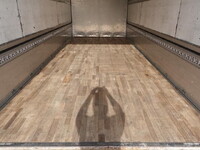 三菱ふそうファイターアルミウイング中型（4t）[写真16]