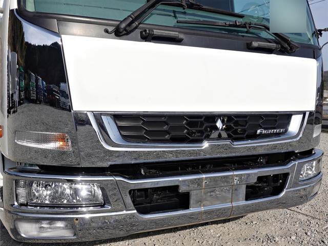 三菱ふそうファイターアルミウイング中型（4t）[写真05]