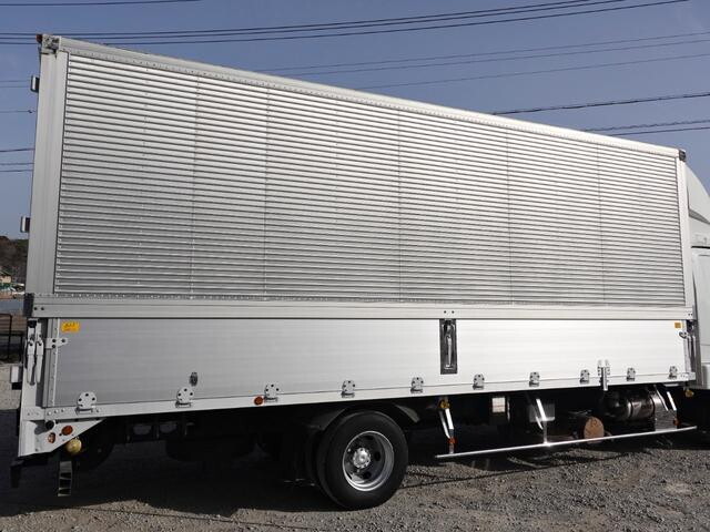 三菱ふそうファイターアルミウイング中型（4t）[写真09]